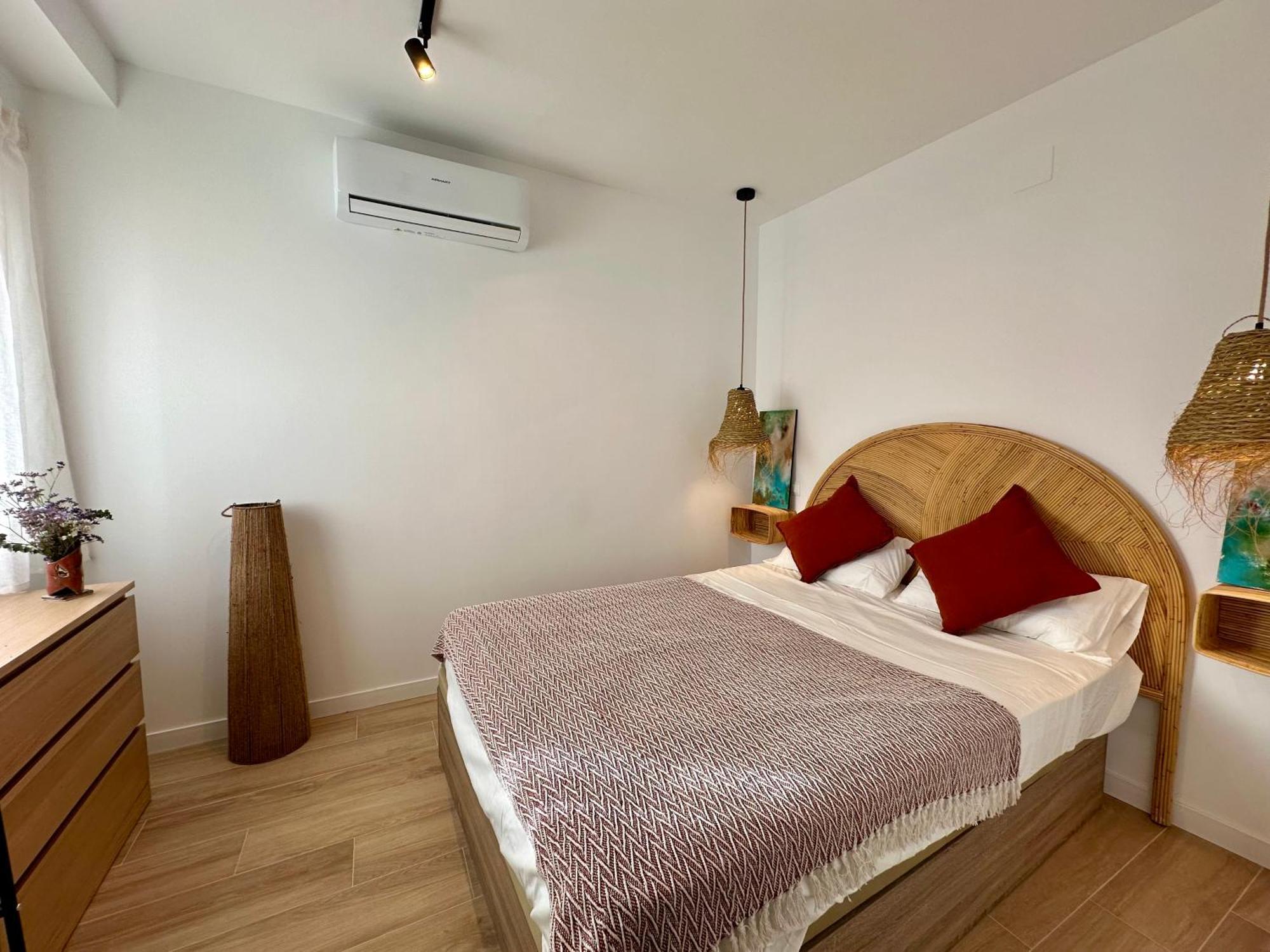 Appartamento Atico Con Solarium Y Bbq Cerca Del Centro 6 Pax